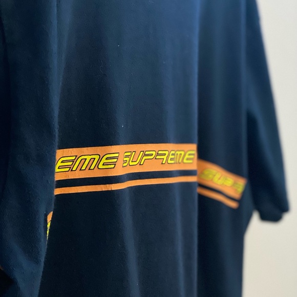 SUPREME vintage style Hardgoods t-shirt - Picture 3 of 5